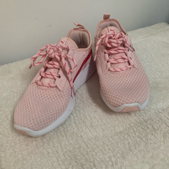 Puma Girls Memory Foam Sneakers - Picture 2 of 7